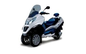 Υβριδικό Piaggio MP3