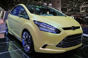 news-ford-iosis-max